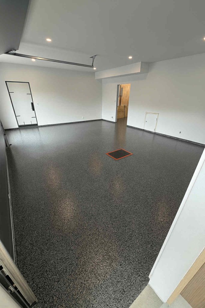 Revêtement époxy flake NOTEB Sherbrooke